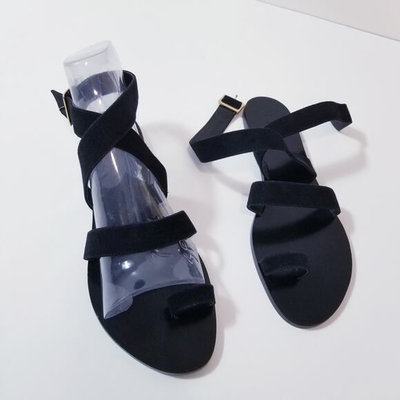 Revolve Raye Black Toe Ring Strappy Sandals - Picture 2 of 9
